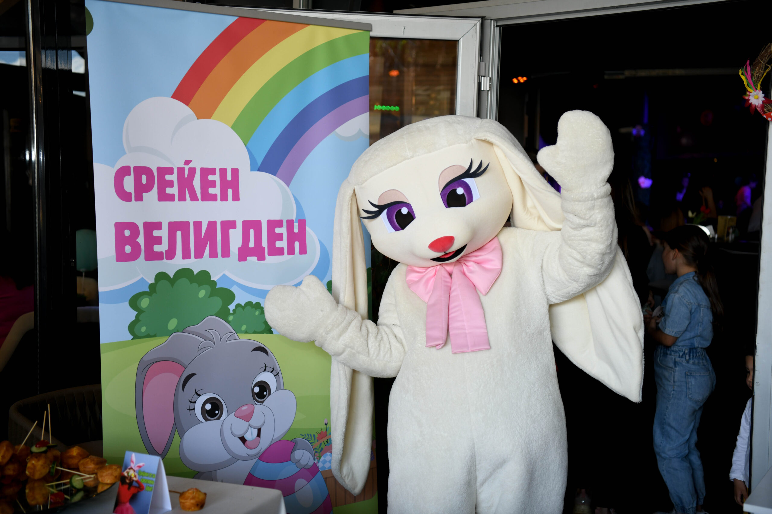 Спектакуларно Велигденско детско шоу и хуманитарен базар во организација на Голд Фелициа Битола